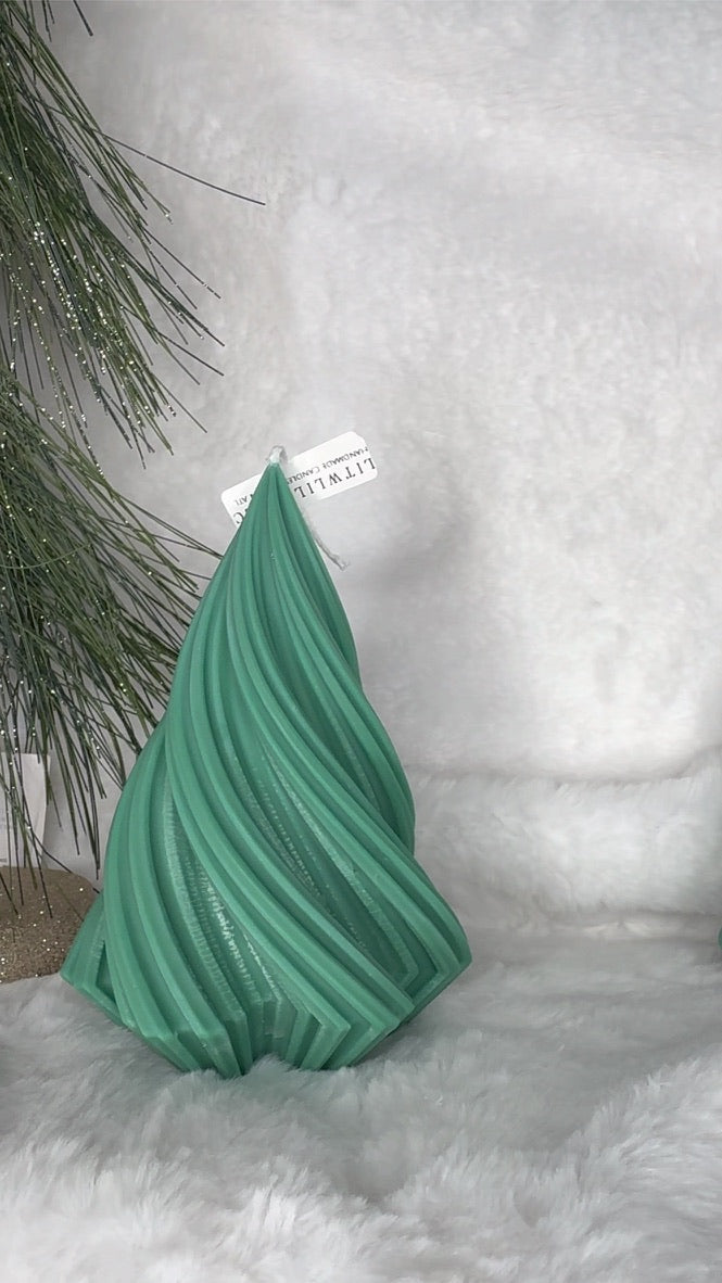 Christmas Twirl Tree Candle