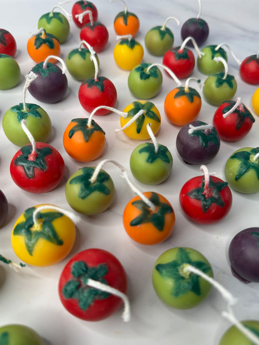 Cherry tomato candle