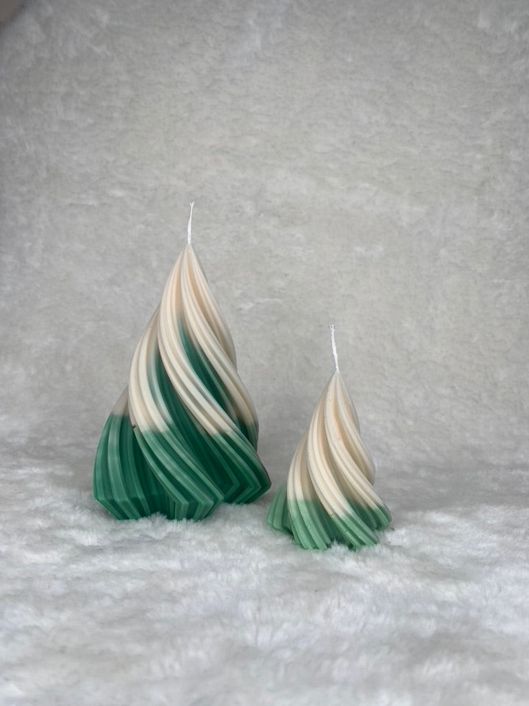 Christmas Twirl Tree Candle