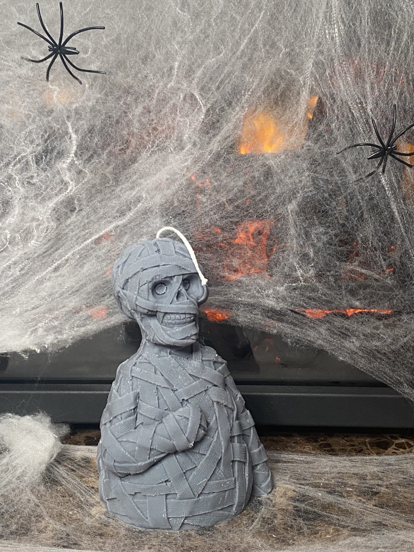 Mummy Candle