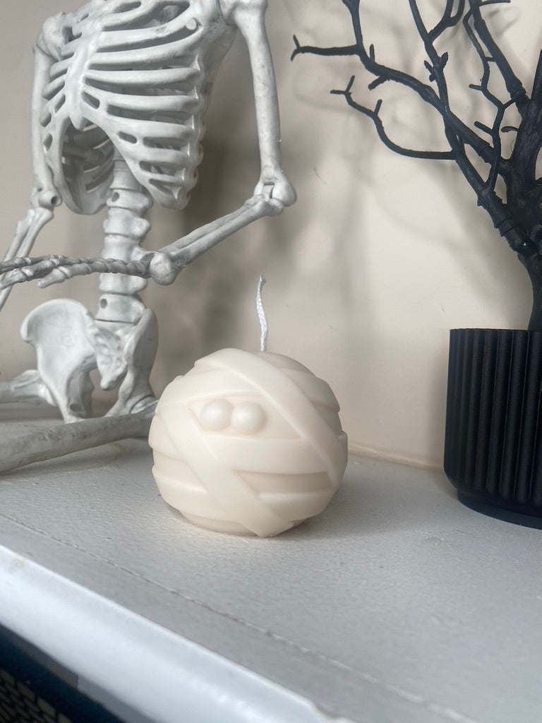 Marvin the mummy candle