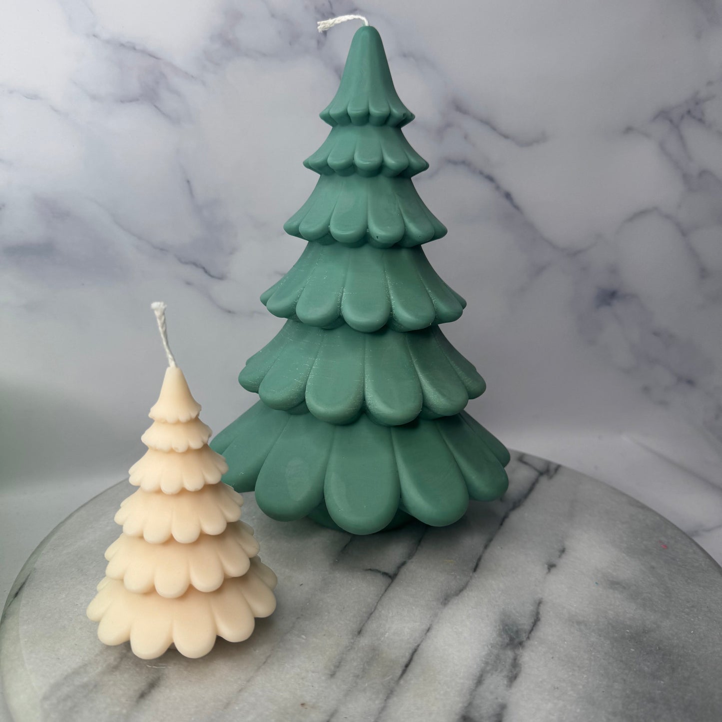 Christmas Petal Tree Candle