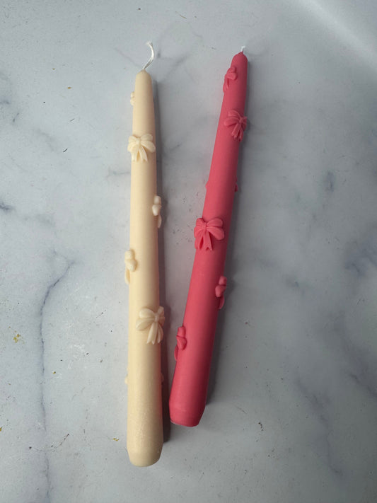 Bow Taper candle