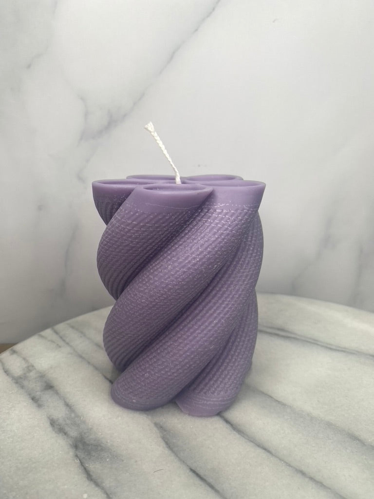 Twisted Ribbed Candle